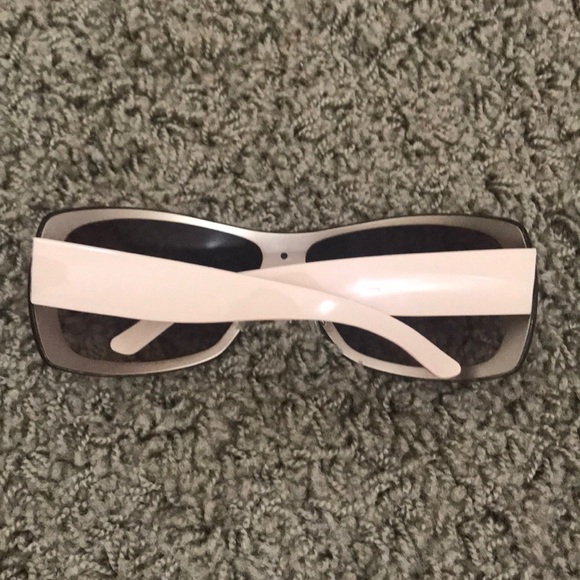 Ralph Lauren Sunglasses - Picture 3 of 8